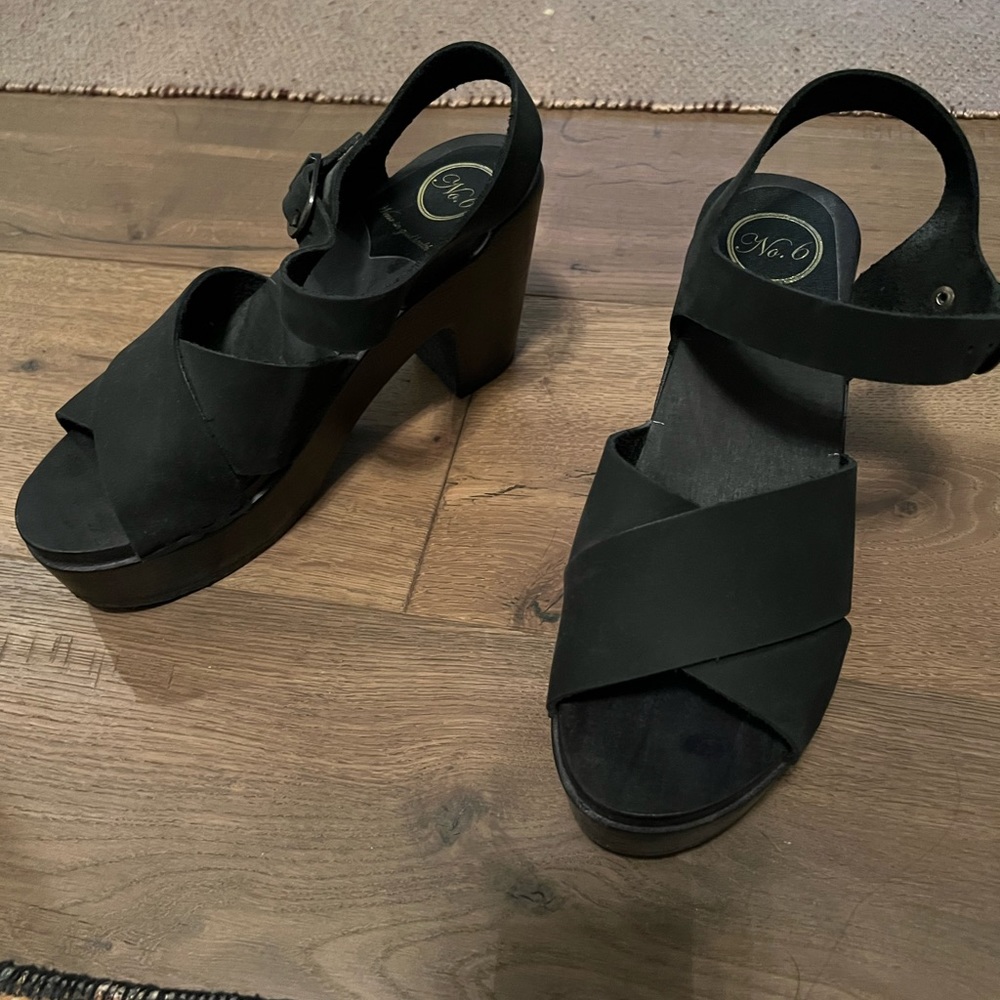 No 6 platform shoes